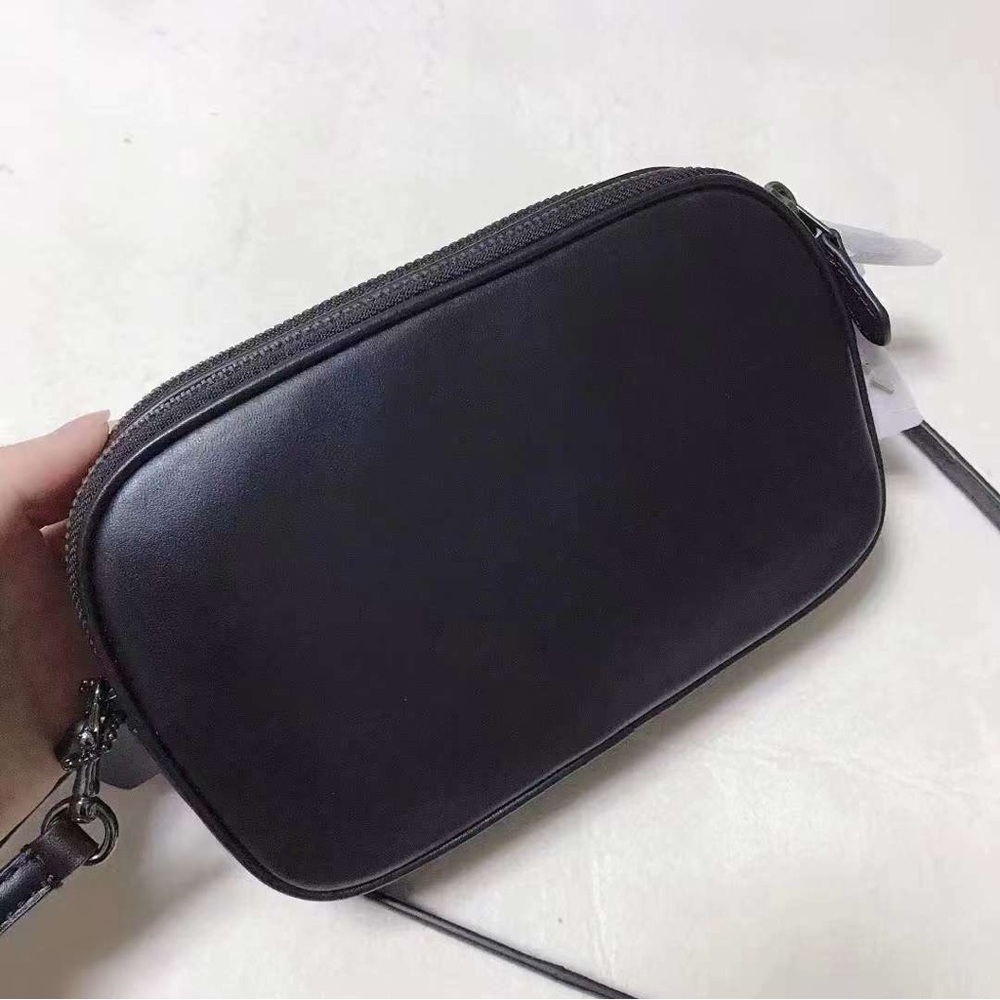 NWT Retail Coach Butterfly Applique Crossbody Clutch In Pebble Leather - Picture 6 of 7